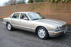 Jaguar XJ6