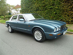 Jaguar XJ8