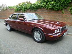 Jaguar XJ8