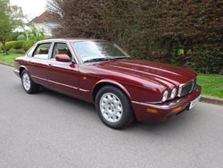 Jaguar XJ8