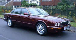 Jaguar XJ8