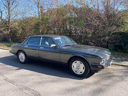 Jaguar XJ6