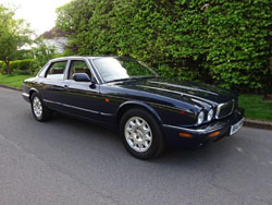 Jaguar XJ8